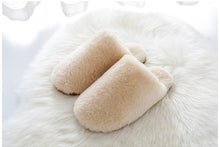 Load image into Gallery viewer, Snoozies™ Shearling Slides
