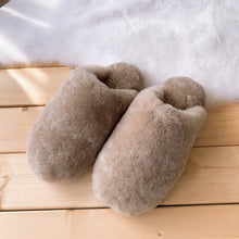 Load image into Gallery viewer, Snoozies™ Shearling Slides
